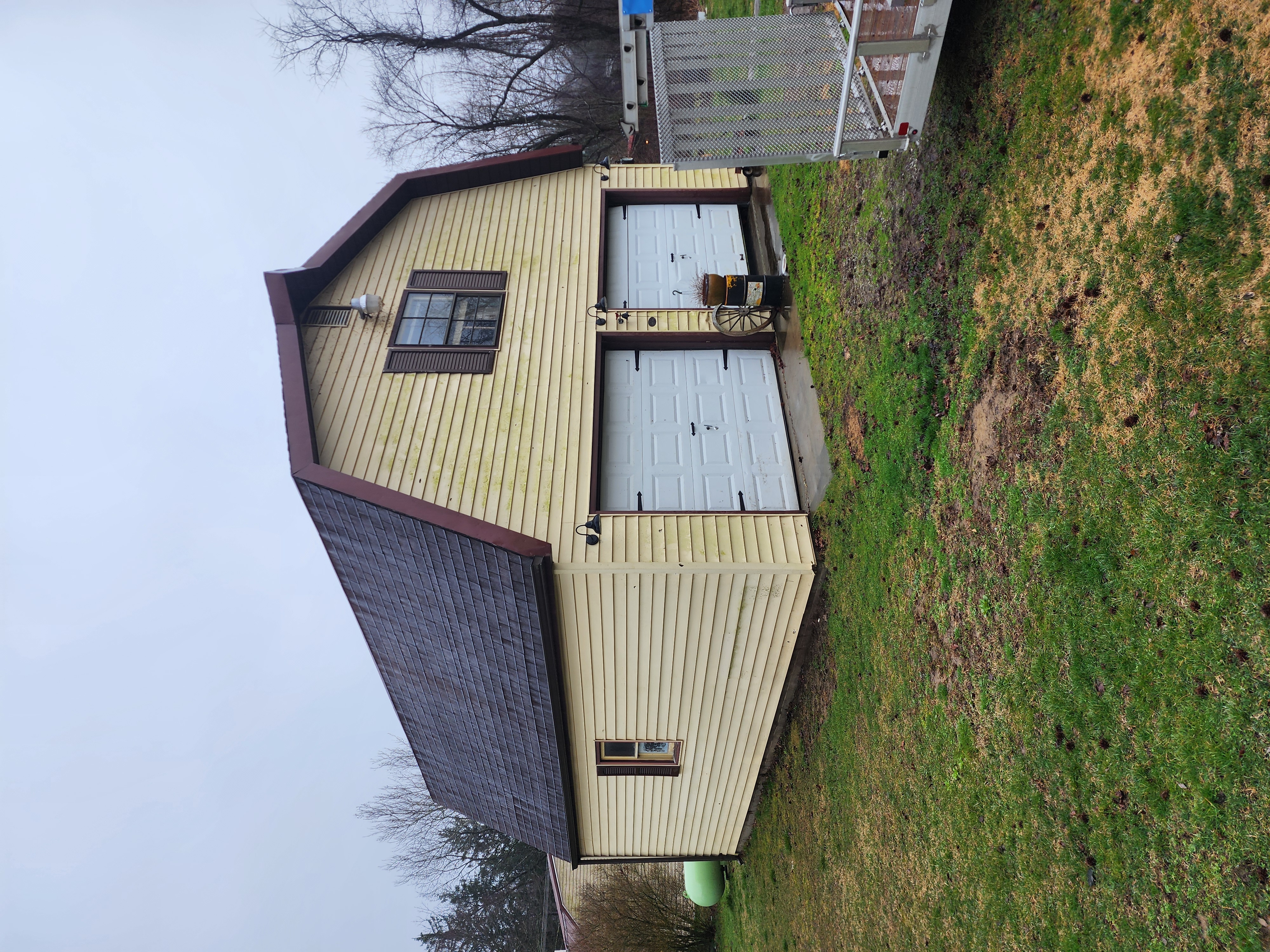 A rainy day for house washing in Hillsboro Ohio